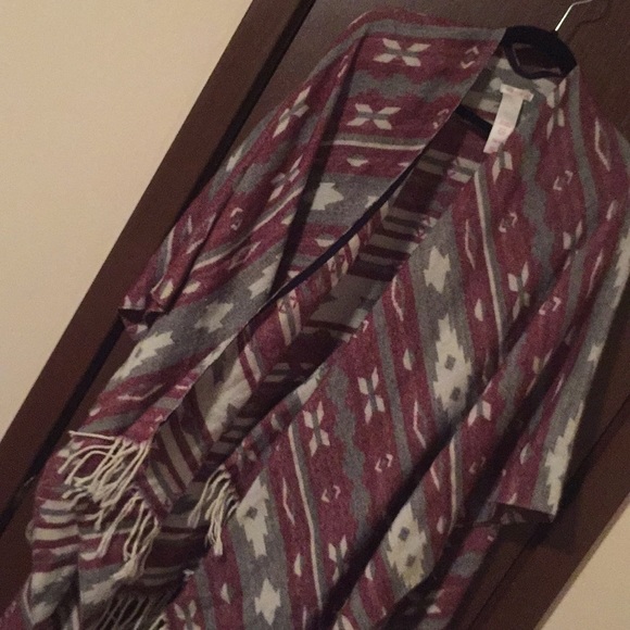 Aztec poncho jacket - Picture 3 of 4